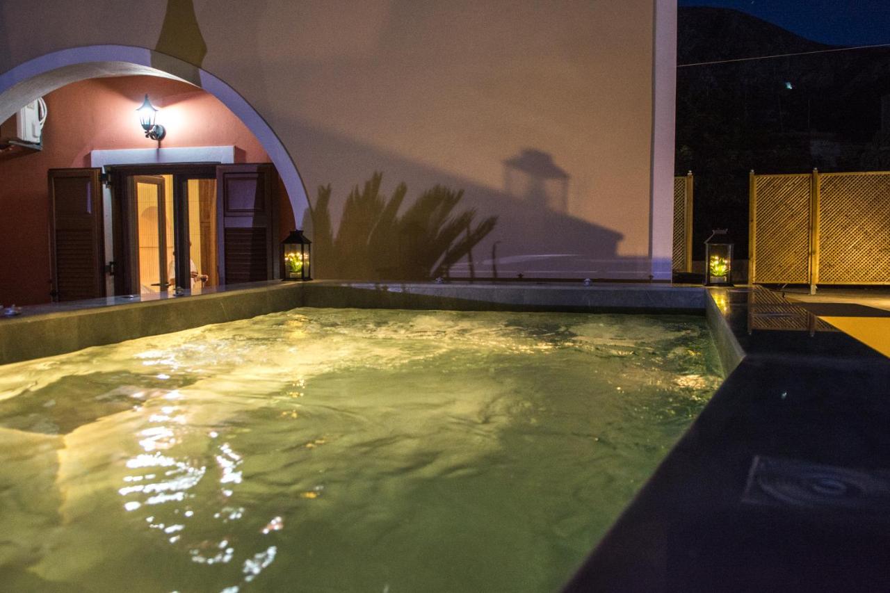 Karpimo Vineyard Villa With Heated Pool Exo Gonia ภายนอก รูปภาพ